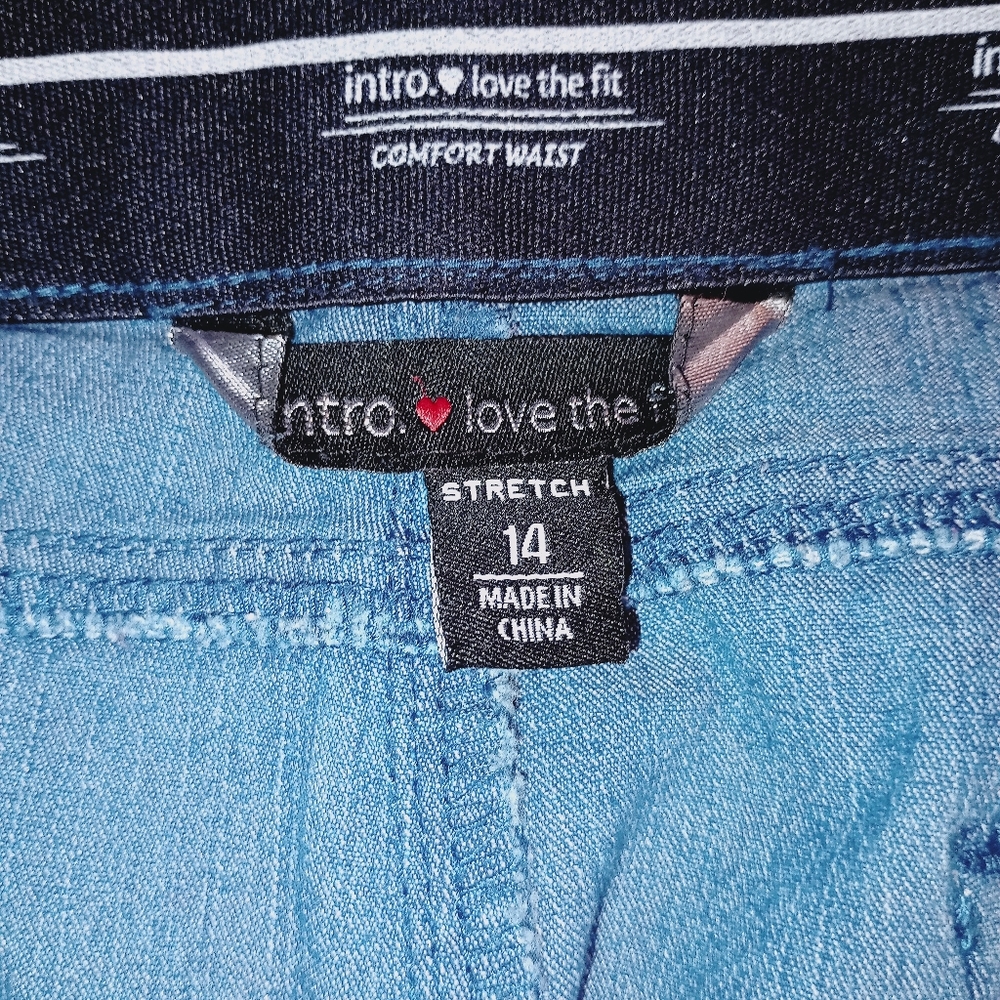 Classic Women's Denim Shorts - Blue Size 14 Stretch - Picture 3 of 4